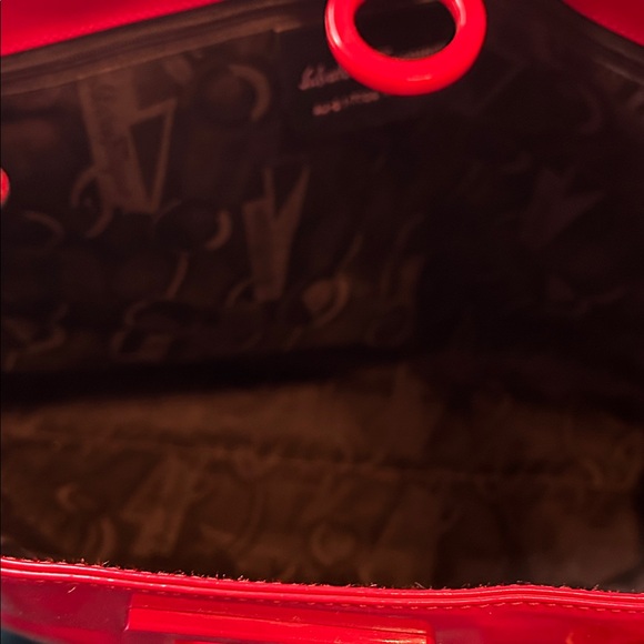 Salvador Faragamo Gancini Red Enameled Leather Large Tote Bag Beautiful! - Picture 11 of 12